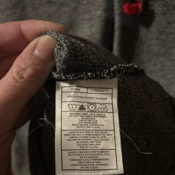 Antigua Chicago Blackhawks medium long-sleeve in red and gray heather - Picture 9 of 10